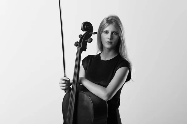 Jong Blond Meisje Met Haar Cello Poseren Witte Muur — Stockfoto