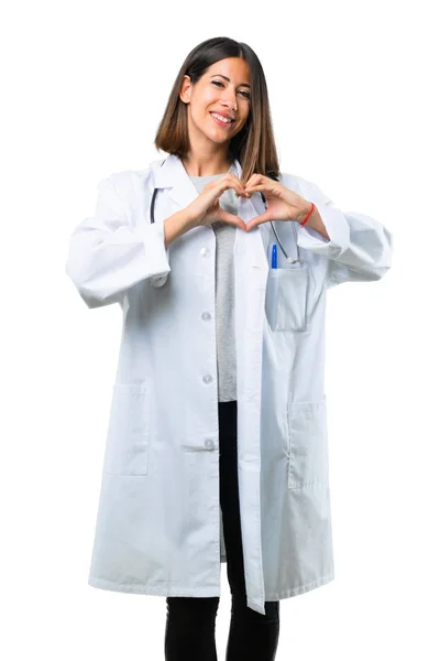 Médica Mulher Com Estetoscópio Fazendo Coração Com Mãos Sobre Fundo — Fotografia de Stock
