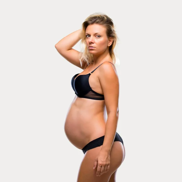 Blond Gravid Kvinna Underkläder Isolerade Grå Bakgrund — Stockfoto