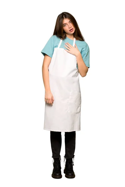 Full Length Shot Girl Apron Surprised Shocked While Looking Right — Stock Photo, Image