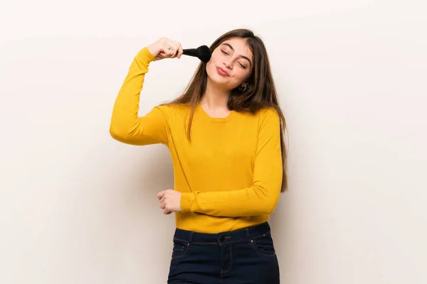 Joven Chica Bonita Con Cepillo Maquillaje — Foto de Stock