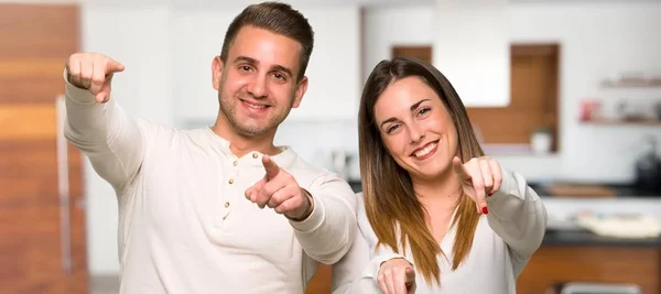 Couple Valentine Day Points Finger You Confident Expression House — Stock Photo, Image