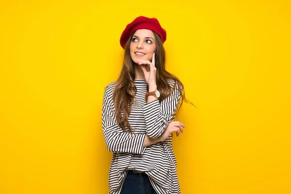 Girl French Style Yellow Wall Thinking Idea While Looking — Stock Photo, Image