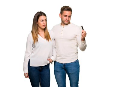 Kaç para olmadan kredi kartı alarak Sevgililer günü içinde