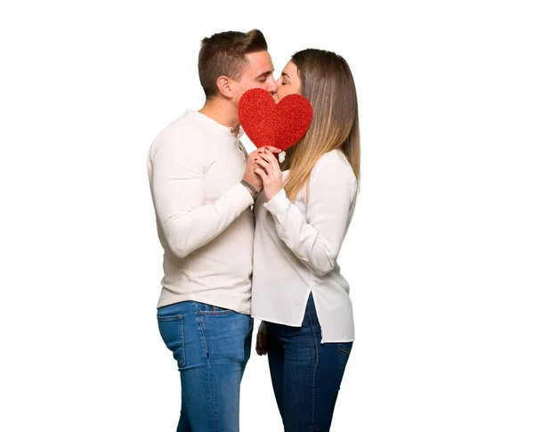 Kalp Simgesi Tutan Öpüşme Valentines Gün Içinde — Stok fotoğraf