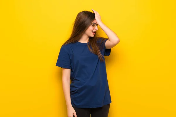 Young Woman Glasses Yellow Wall Has Just Realized Something Has — Stock Photo, Image