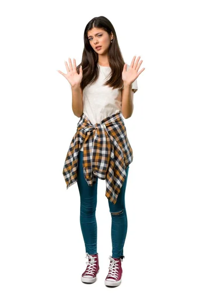 Full Length Shot Teenager Girl Shirt Tied Waist Making Stop — Stock Photo, Image