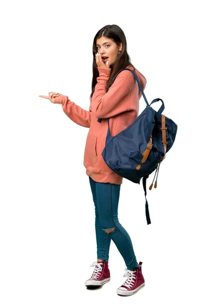 Eine Ganzkörperaufnahme Eines Teenagermädchens Mit Sweatshirt Und Rucksack Das Mit — Stockfoto