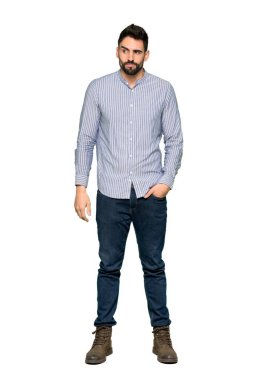 Gömlek duygu üzgün izole beyaz zemin üzerine zarif adamın tam uzunlukta atış