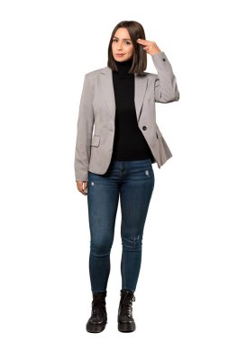 İntihar jest yapma sorunları olan bir genç iş kadını tam uzunlukta bir kadeh beyaz arka plan izole