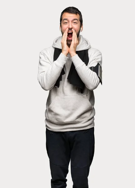 Sport Man Shouting Announcing Something Isolated Grey Background — Stock Photo, Image
