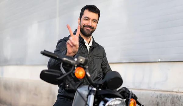 Young Man Motorbike Making Victory Gesture — Stock Photo, Image