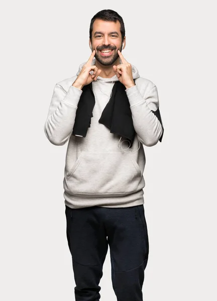 Sport Man Sonriendo Con Una Expresión Feliz Agradable Sobre Fondo — Foto de Stock