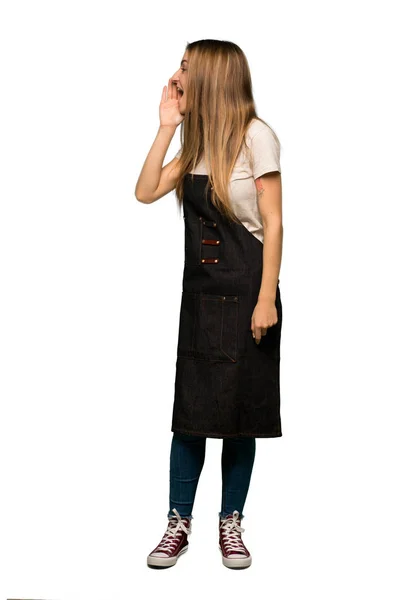 Full Body Young Woman Apron Shouting Mouth Wide Open Lateral — Stock Photo, Image