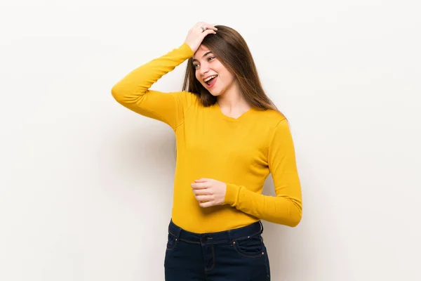 Young Woman Yellow Sweater Has Just Realized Something Has Intending — Stock Photo, Image