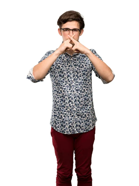 Подросток Цветочной Рубашке Очках Показывает Знак Молчания Жеста Изолированном Белом — стоковое фото