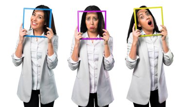 Çerçeveden bakan Güzel Kadın Kolajı