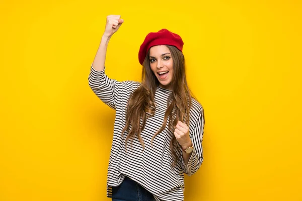 Girl French Style Yellow Wall Celebrating Victory — Stock Photo, Image