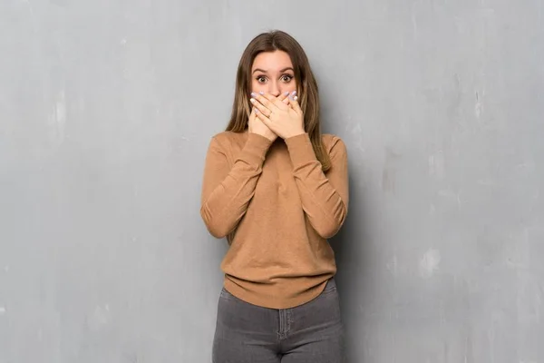 Teenager Girl Textured Wall Covering Mouth Hands Saying Something Inappropriate — Stock Photo, Image