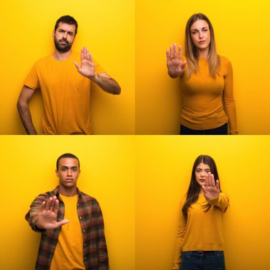 Yanlış düşünüyor bir durum inkar durdurmak jest yaparak halkı ayarla