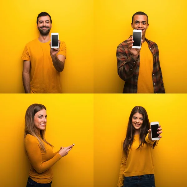 Conjunto Pessoas Conversando Com Celular — Fotografia de Stock