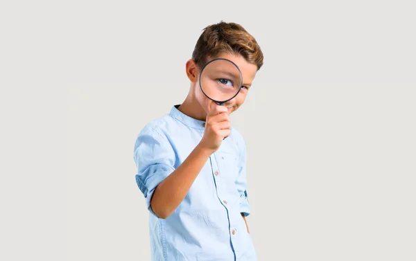 Little Kid Magnifying Glass — Stock Photo, Image