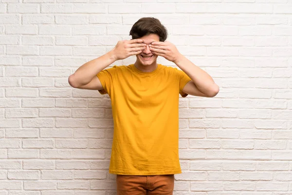 Teenager Man White Brick Wall Covering Eyes Hands Surprised See — Stock Photo, Image