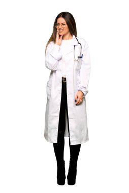 Genç doktor kadının diş ağrısı ile tam vücut