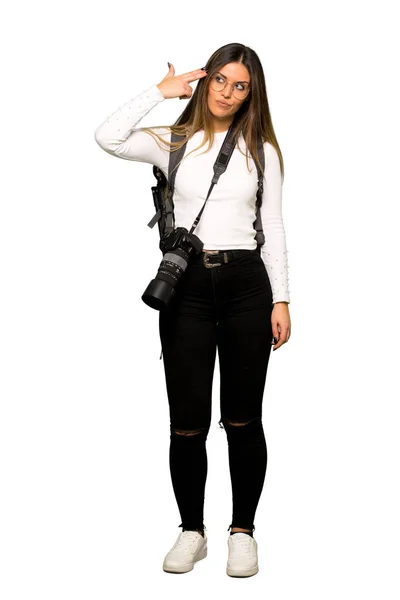 若手写真家の女性自殺ジェスチャーを作る問題で完全なボディ — ストック写真