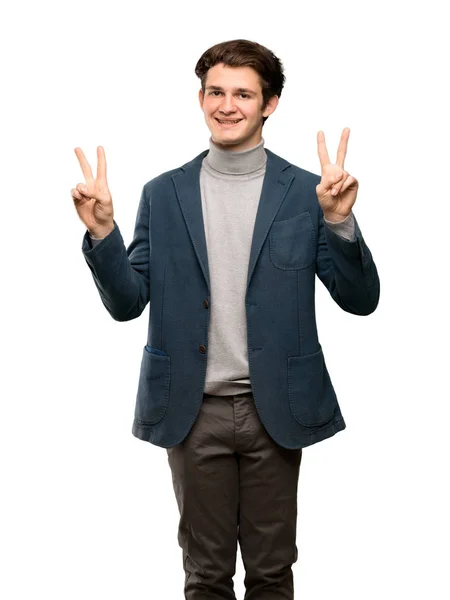Adolescente Homem Com Gola Alta Sorrindo Mostrando Sinal Vitória Com — Fotografia de Stock