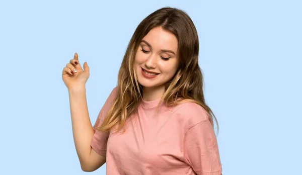 Teenager Girl Pink Sweater Holding Copyspace Imaginary Palm Insert Isolated — Stock Photo, Image