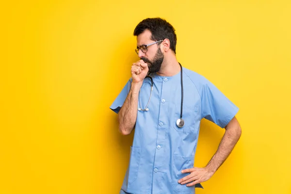 Chirurg Lekarz Mężczyzna Jest Cierpienie Kaszlem Złego Samopoczucia — Zdjęcie stockowe