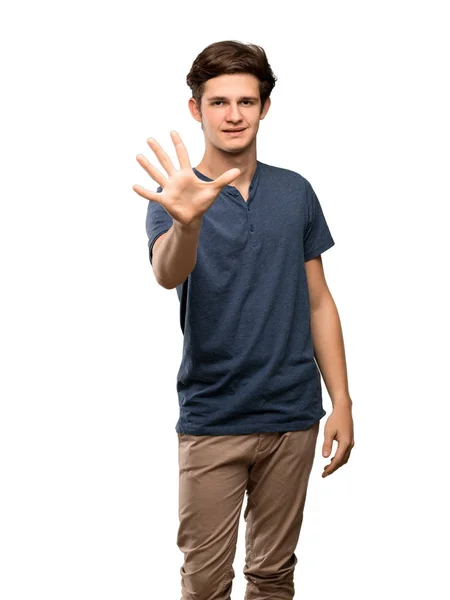 Έφηβο Άνθρωπος Μετρώντας Πέντε Δάχτυλα Πάνω Από Απομονωμένο Λευκό Φόντο — Φωτογραφία Αρχείου