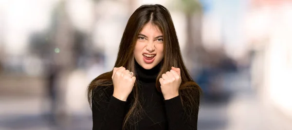 Pretty Girl Frustrated Bad Situation Outdoors — Stock Photo, Image