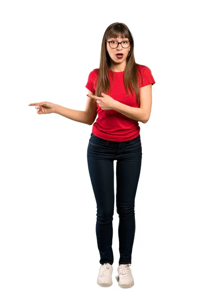 Tirador Cuerpo Entero Mujer Con Gafas Sorprendidas Señalando Con Dedo — Foto de Stock