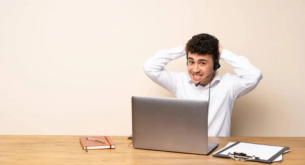 Telemarketer Man Frustrated Takes Hands Head — Stock Photo, Image