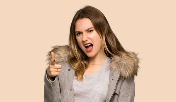 Tinédzser Lány Kabát Csalódott Egy Rossz Helyzet Rámutatva Hogy Első — Stock Fotó