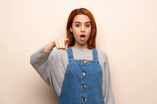 Young Redhead Woman Isolated Background Surprised Pointing Front — Stock Photo, Image