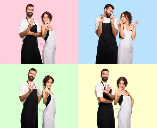 Set Couple Cooks Fingers Crossing Counting Three Four Five Colorful — Stock Photo, Image