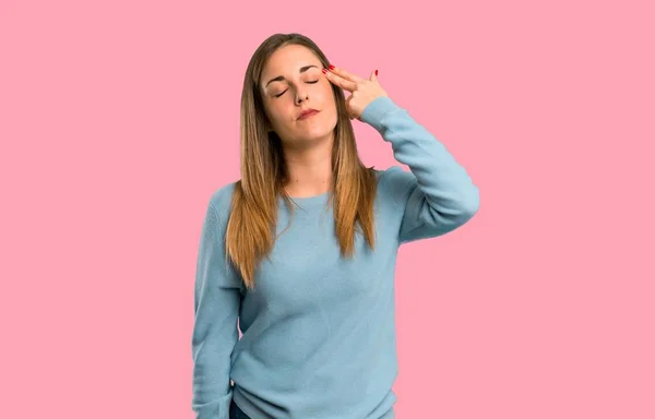 Blonde Woman Blue Shirt Problems Making Suicide Gesture Isolated Pink — Stock Photo, Image