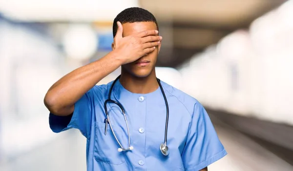 Chirurg Dokter Man Die Betrekking Hebben Ogen Door Handen Niet — Stockfoto