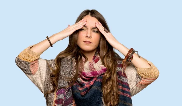Jeune Femme Hippie Malheureuse Frustrée Avec Quelque Chose Sur Fond — Photo
