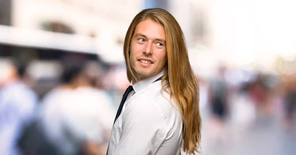 Blond Businessman Long Hair Looking Shoulder Smile Outdoors — Stock Photo, Image
