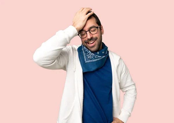 Hombre Guapo Con Gafas Acaba Darse Cuenta Algo Tiene Intención —  Fotos de Stock