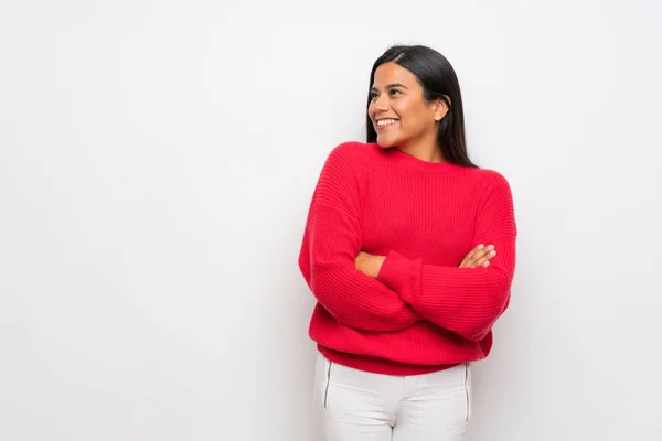 Jovem Colombiana Com Camisola Vermelha Feliz Sorridente — Fotografia de Stock