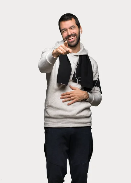 Sport Man Pointing Finger Someone Laughing Lot Isolated Grey Background — Stock Photo, Image
