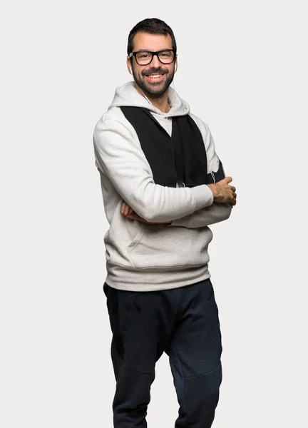 Sportmann Mit Brille Und Glücklich Über Vereinzelten Grauen Hintergrund — Stockfoto