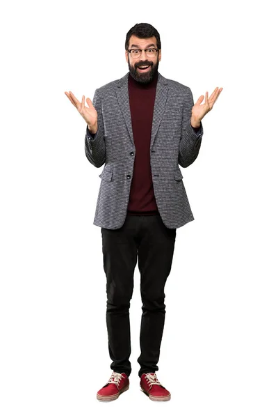 Hombre Guapo Con Gafas Con Expresión Facial Impactada Sobre Fondo — Foto de Stock