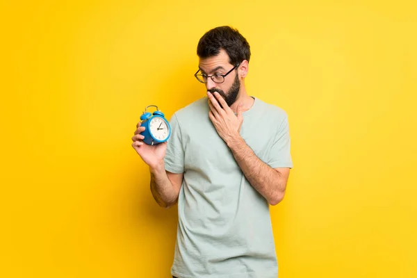 Man Beard Green Shirt Holding Vintage Alarm Clock — Stock Photo, Image