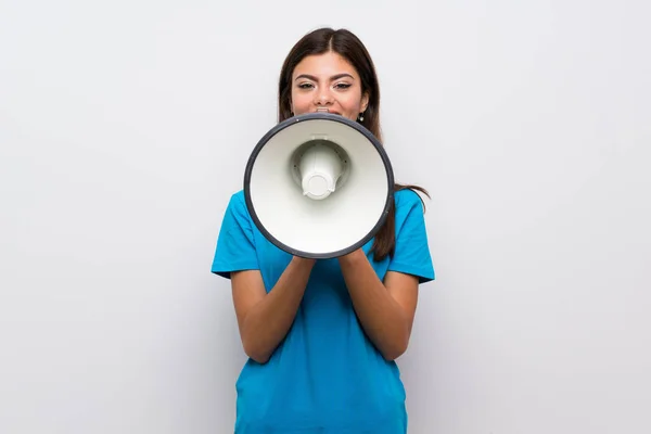Tiener Meisje Met Blauwe Shirt Schreeuwen Door Een Megafoon — Stockfoto